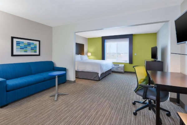 Holiday Inn Express & Suites - Effingham image 22