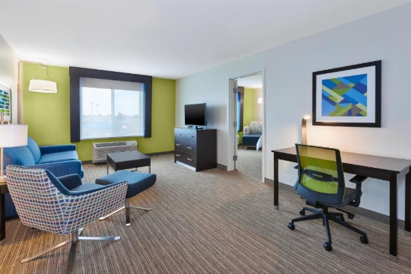 Holiday Inn Express & Suites - Effingham image 26